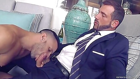 Slutty brunette amateur has hard and her pussy