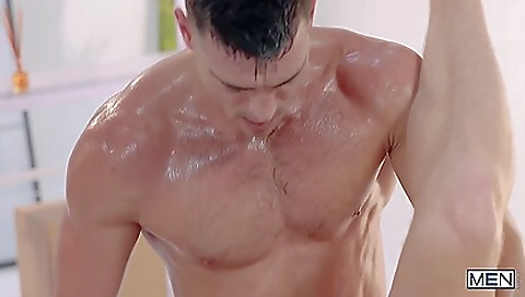 Two horny babes get their wild and