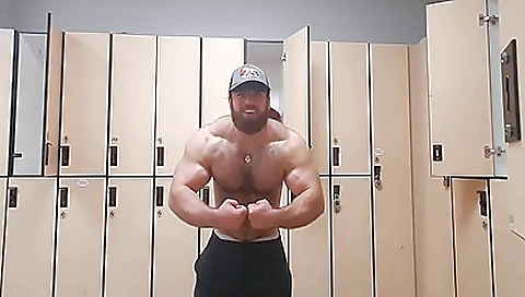 Sexy chick gets creampie from veiny navd