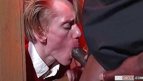 She's alon and ready for money