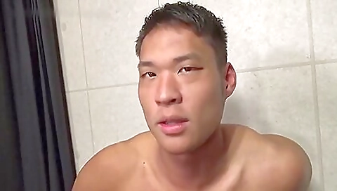 Asian slut is fucked by alero rub